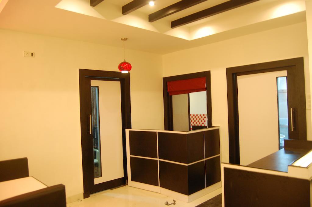 City Manor Hotell Chennai Exteriör bild