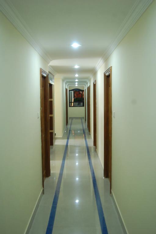 City Manor Hotell Chennai Exteriör bild